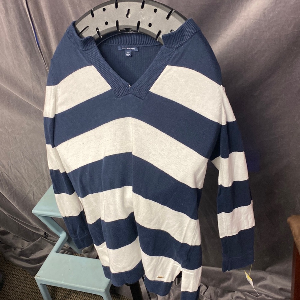 Tommy Hilfiger small sweater striped
